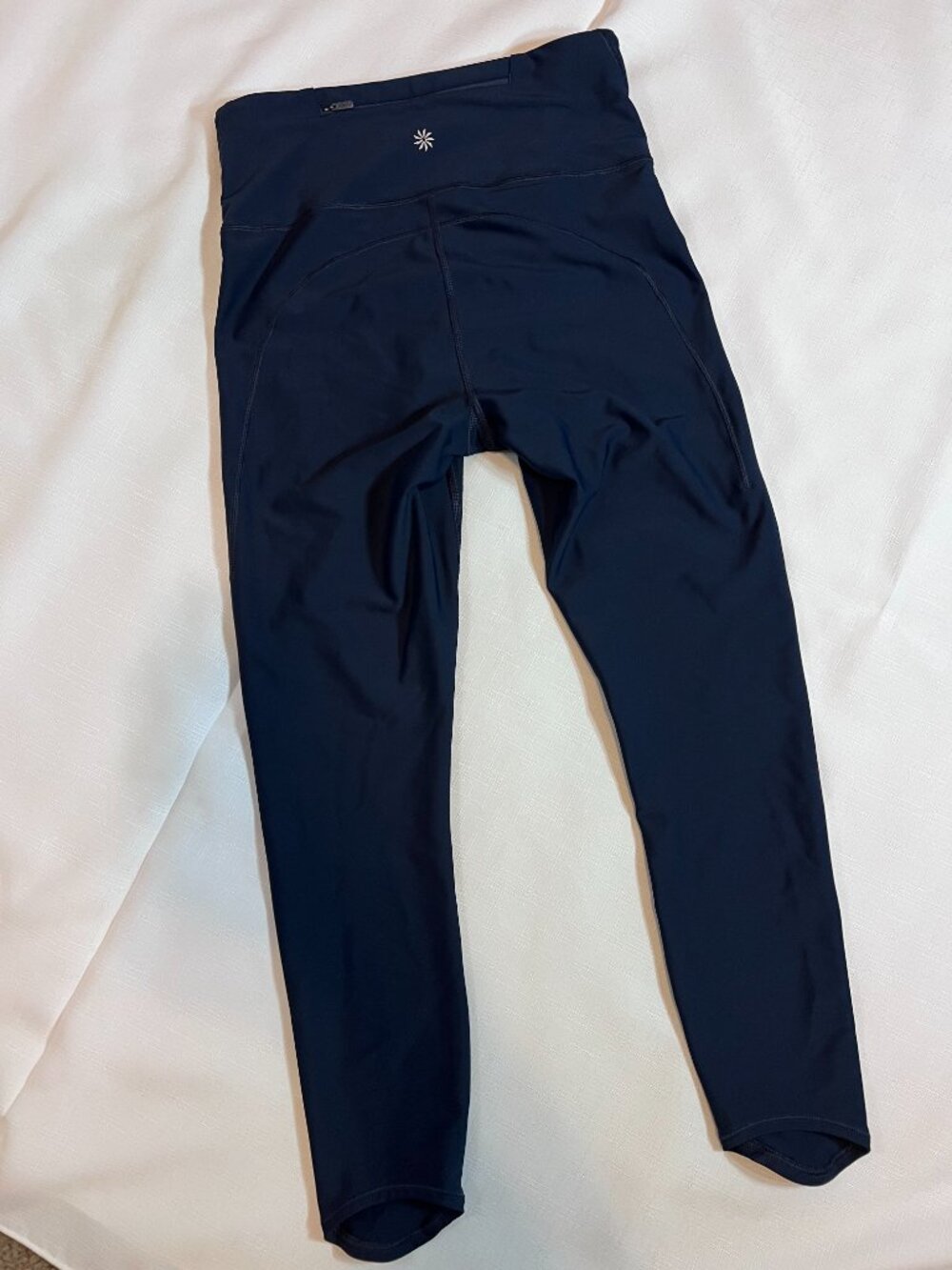 Athleta‎ Pacesetter 7/8 Tight Leggings Small Navy Blue Reflective Zip Pocket